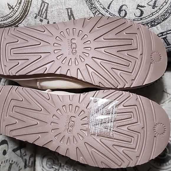 New Ugg Cream Color Boots - Picture 3 of 3